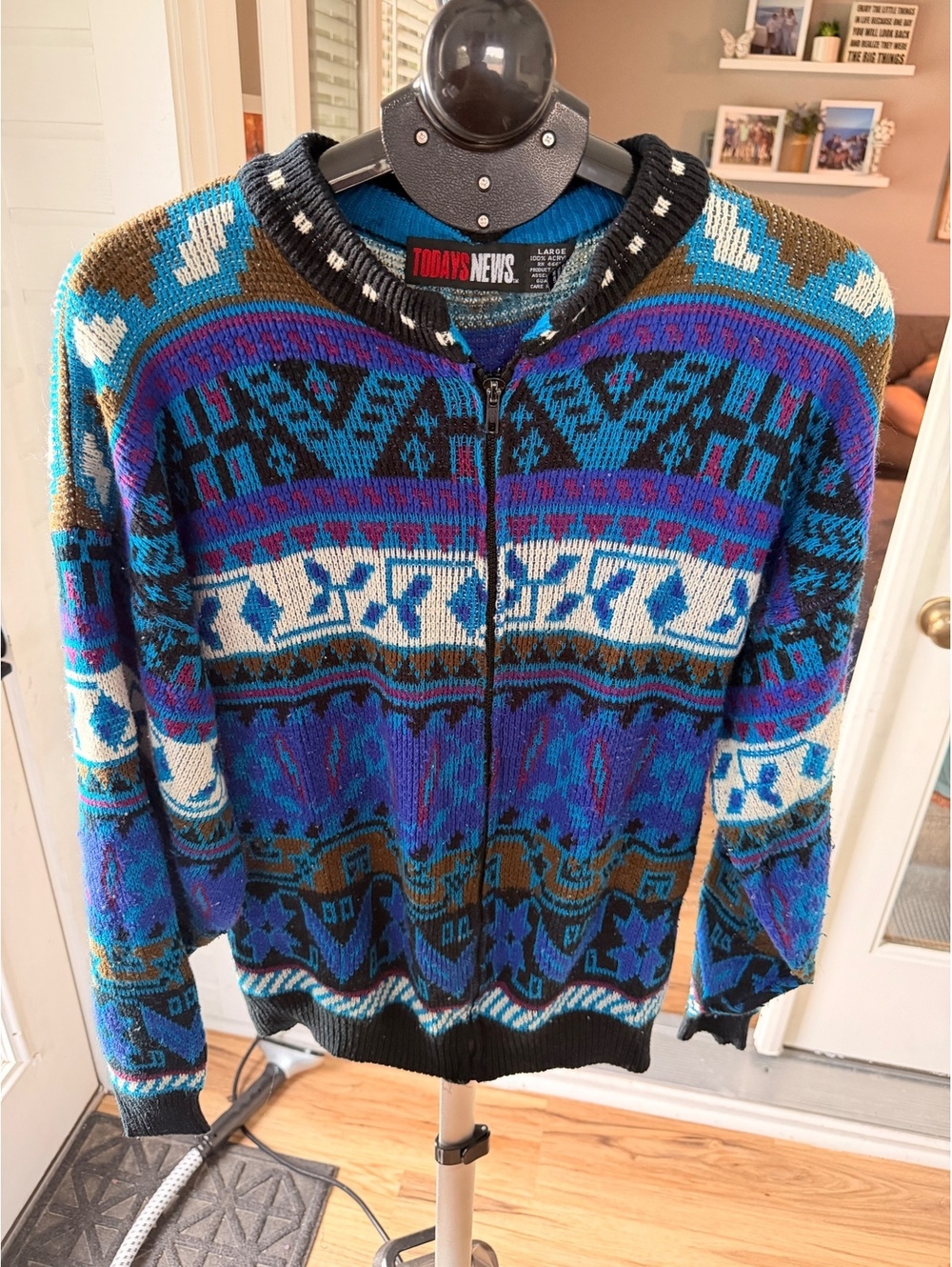 Todays News Men's Large Zip-Up Acrylic Sweater Blue Multi Patterned